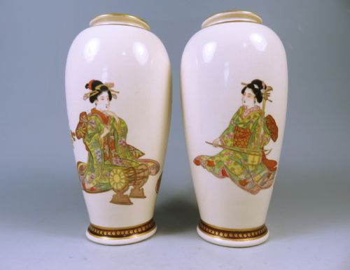 PAIR OF JAPANESE MEIJI PERIOD KOSHIDA SATSUMA VASES - ADDITIONAL PHOTO 5