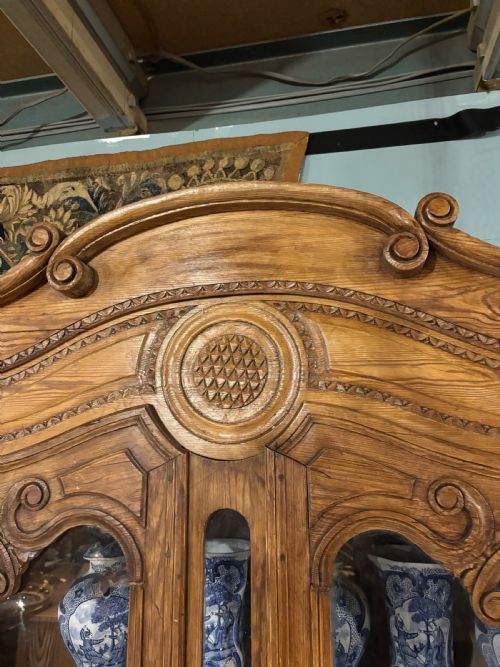 19TH CENTURY FRENCH PROVINCIAL BOOKCASE - ADDITIONAL PHOTO 3