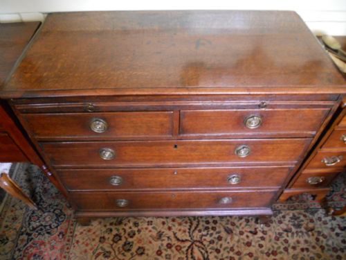GEORGIAN OAK CHEST OF DRAWERS - ADDITIONAL PHOTO 1
