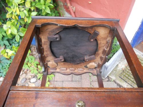 GEORGIAN WASHSTAND OR BEDSIDE TABLE - ADDITIONAL PHOTO 4