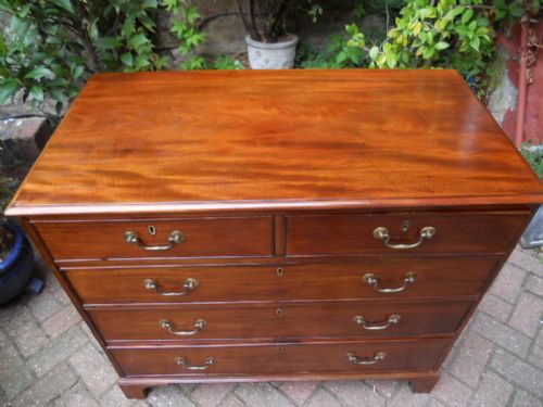 MAHOGANY GEORGIAN CHEST OF DRAWERS - ADDITIONAL PHOTO 3