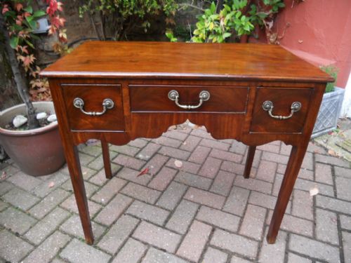 mahogany george iii lowboy - CATEGORY: ANTIQUE FURNITURE - DATED 1750