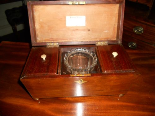 REGENCY MAHOGANY TEA CADDY - ADDITIONAL PHOTO 1