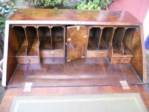 SMALL WALNUT BUREAU - ADDITIONAL PHOTO 2