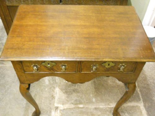 CABRIOLE LEG OAK LOWBOY - ADDITIONAL PHOTO 1
