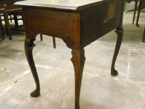 CABRIOLE LEG OAK LOWBOY - ADDITIONAL PHOTO 4