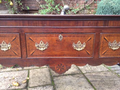 CABRIOLE LEG DRESSER BASE - ADDITIONAL PHOTO 1
