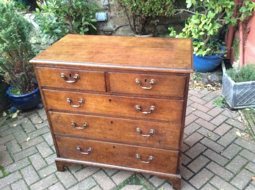 GEORGIAN OAK CHEST OF DRAWERS - ADDITIONAL PHOTO 1