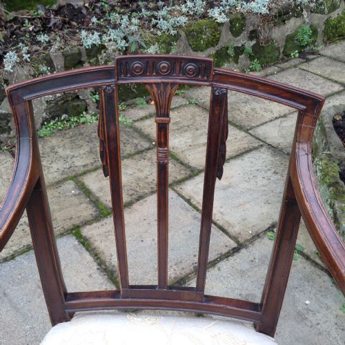 GEORGIAN MAHOGANY ELBOW CHAIR - ADDITIONAL PHOTO 1