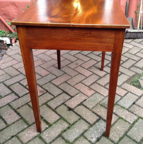 GEORGIAN MAHOGANY SIDE TABLE - ADDITIONAL PHOTO 2