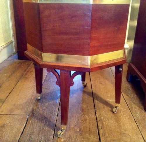HANDSOME MAHOGANY WINE COOLER - ADDITIONAL PHOTO 3