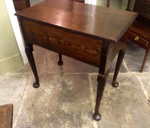 EARLY 18TH CENTURY OAK CABRIOLE LEG LOWBOY - ADDITIONAL PHOTO 5