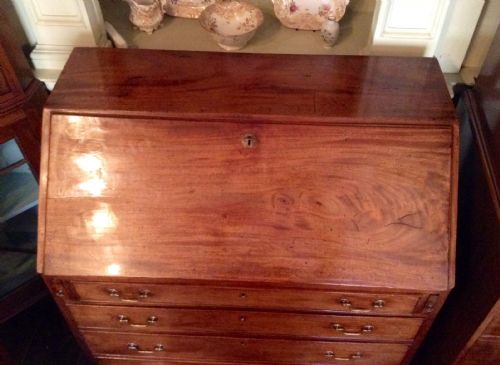GEORGIAN MAHOGANY BUREAU - ADDITIONAL PHOTO 3