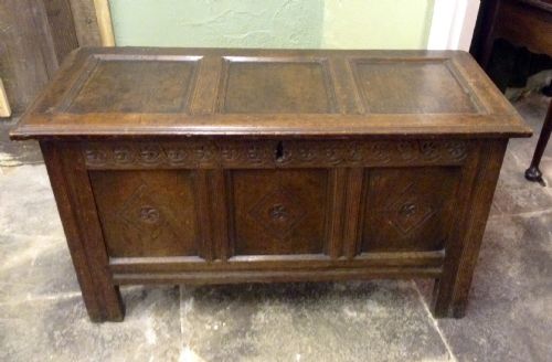 early 18th c oak coffer - CATEGORY: ANTIQUE CHESTS - DATED 1700