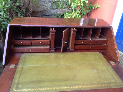 HANDSOME GEORGIAN BUREAU - ADDITIONAL PHOTO 2