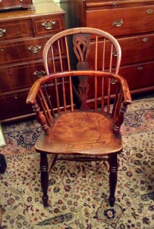 yew wood windsor chair - CATEGORY: ANTIQUE CHAIRS - DATED 1800