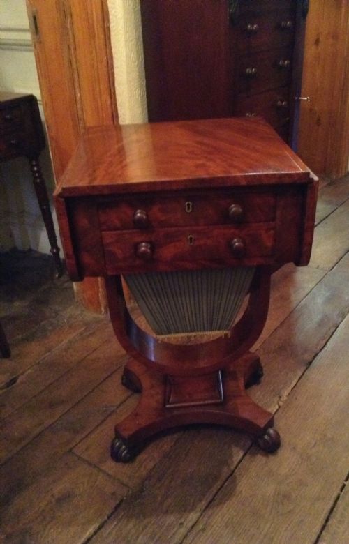 pembroke work table - CATEGORY: ANTIQUE TABLES - DATED VICTORIAN
