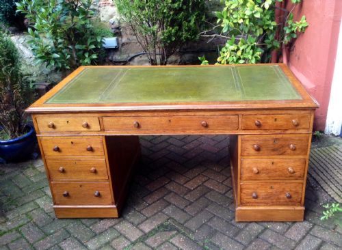 victorian oak pedestal desk - CATEGORY: ANTIQUE DESKS - DATED VICTORIAN