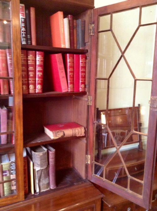 MAHOGANY BOOKCASE ON CUPBOARD - ADDITIONAL PHOTO 2