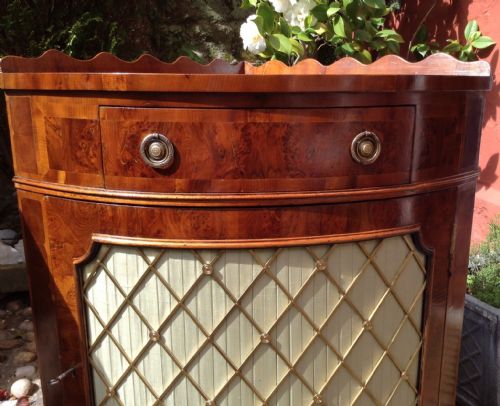 A PAIR OF BOW FRONT CORNER CUPBOARDS - ADDITIONAL PHOTO 5