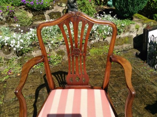 MAHOGANY CARVER OR ELBOW ARMCHAIR - ADDITIONAL PHOTO 1