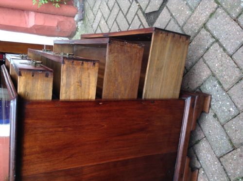 SMALL GEORGIAN CHEST OF DRAWES - ADDITIONAL PHOTO 5
