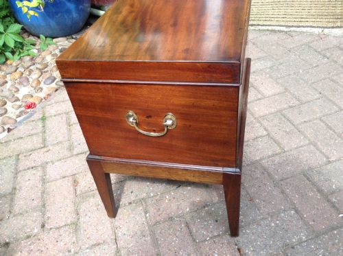 GEORGIAN BOX ON STAND - ADDITIONAL PHOTO 2