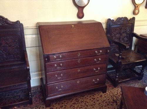 georgian oak bureau - CATEGORY: ANTIQUE BUREAU - DATED 1750
