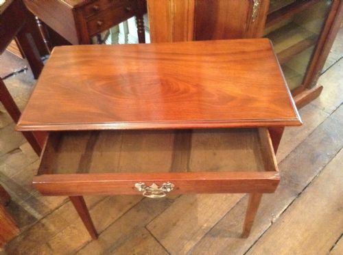 SMALL GEORGIAN MAHOGANY SIDE TABLE - ADDITIONAL PHOTO 3