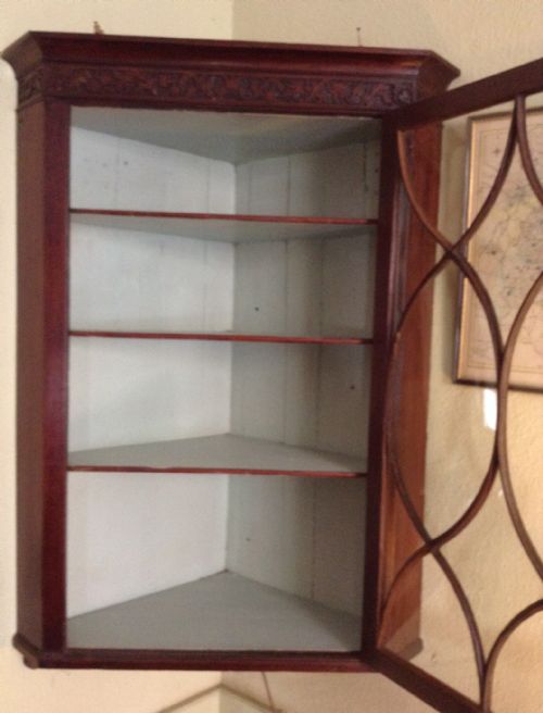 GLAZED GEORGIAN CORNER CUPBOARD - ADDITIONAL PHOTO 2