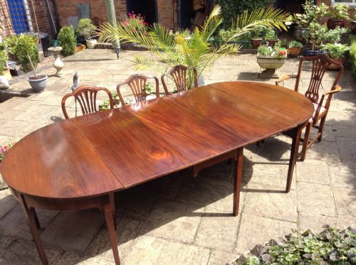 LARGE GEORGIAN MAHOGANY DINING TABLE - ADDITIONAL PHOTO 2