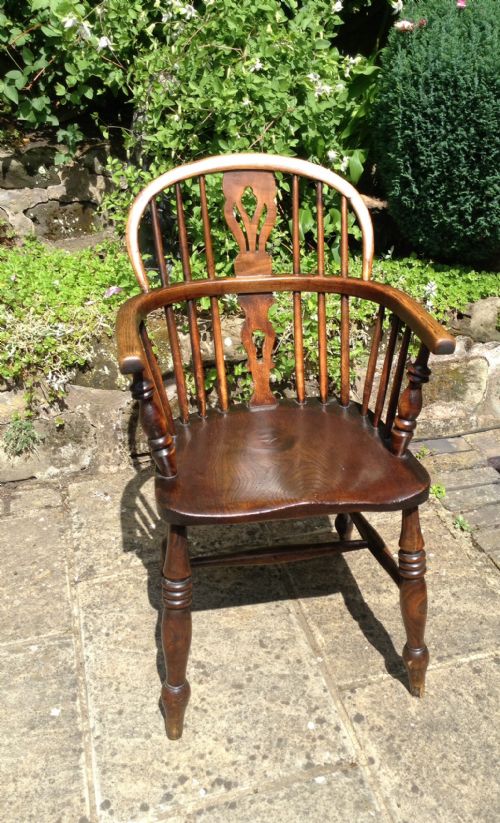 windsor armchair - CATEGORY: ANTIQUE CHAIRS - DATED VICTORIAN