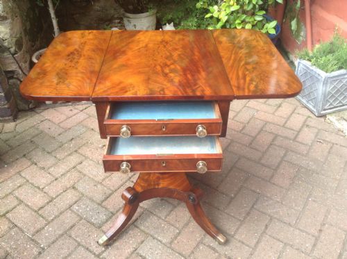 PEDESTAL PEMBROKE TABLE - ADDITIONAL PHOTO 1