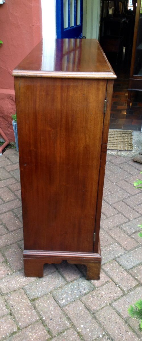 GEORGIAN MAHOGANY CUPBOARD OR SIDE CABINET - ADDITIONAL PHOTO 3