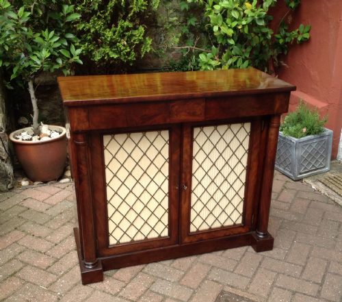 mahogany chiffonier - CATEGORY: ANTIQUE SIDEBOARDS - DATED 1800