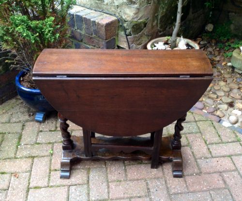 small rare oak gate leg table - CATEGORY: ANTIQUE TABLES - DATED 17TH CENTURY