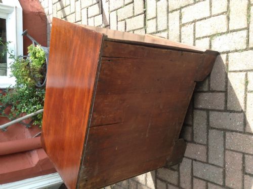 EXCEPTIONALLY SMALL MAHOGANY CHEST OF DRAWERS - ADDITIONAL PHOTO 5