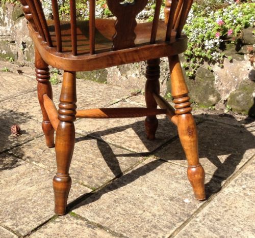 HIGH BACK WINDSOR ARMCHAIR - ADDITIONAL PHOTO 6