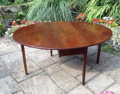 georgian dining table - CATEGORY: ANTIQUE TABLES - DATED 1800
