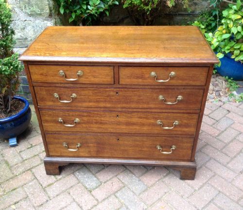 small oak chest of drawers - CATEGORY: ANTIQUE CHEST OF DRAWERS - DATED 1750