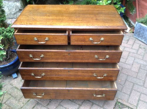 SMALL OAK CHEST OF DRAWERS - ADDITIONAL PHOTO 1