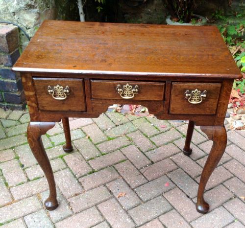 superb oak cabriole leg lowboy - CATEGORY: ANTIQUE FURNITURE - DATED 1700