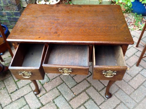 SUPERB OAK CABRIOLE LEG LOWBOY - ADDITIONAL PHOTO 2