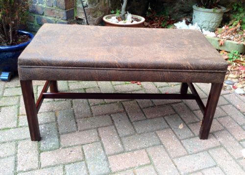 COFFEE TABLE OR LARGE STOOL - ADDITIONAL PHOTO 1