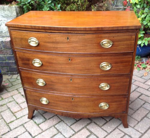 small bow front chest of drawers - CATEGORY: ANTIQUE CHEST OF DRAWERS - DATED 1800
