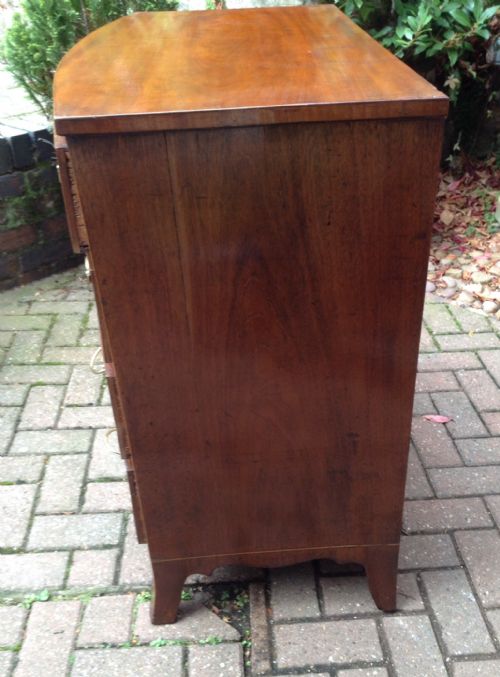 SMALL BOW FRONT CHEST OF DRAWERS - ADDITIONAL PHOTO 4