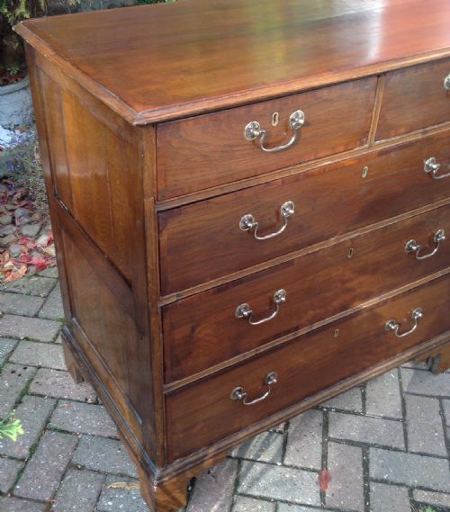 GEORGIAN OAK CHEST OF DRAWERS - ADDITIONAL PHOTO 3