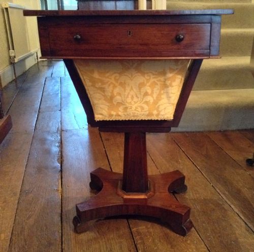 19TH CENTURY ROSEWOOD WORK TABLE - ADDITIONAL PHOTO 2