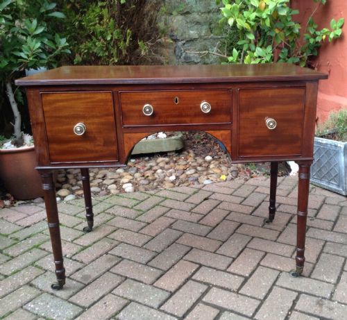 REGENCY MAHOGANY DRESSING TABLE - ADDITIONAL PHOTO 1
