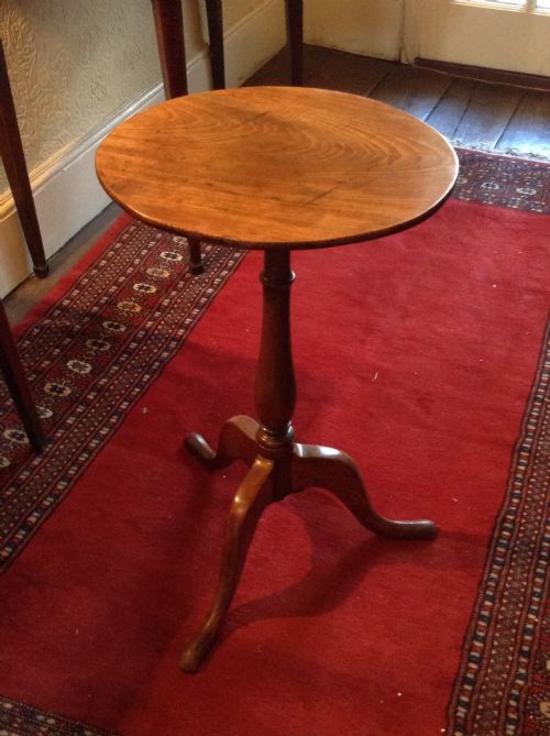 a very small mahogany tripod table - CATEGORY: ANTIQUE TABLES - DATED 1800